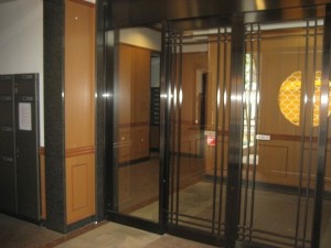松江市袖師町、収益物件/マンションのエントランス画像です