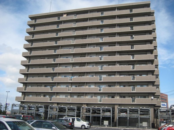 松江市袖師町、収益物件/マンションの外観画像です