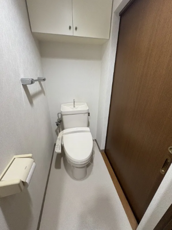 松江市西津田、マンションのトイレ画像です