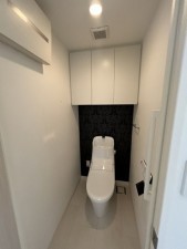 松江市砂子町、マンションのトイレ画像です