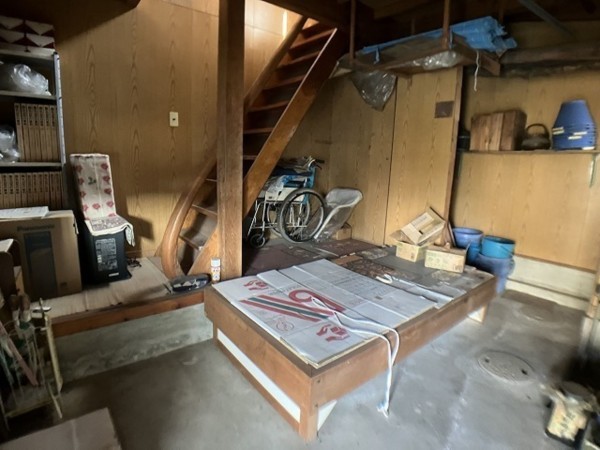 松江市中原町、中古一戸建ての画像です