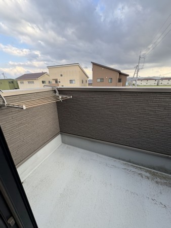 出雲市矢野町、中古一戸建てのバルコニー画像です