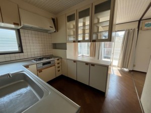 松江市法吉町、中古一戸建てのキッチン画像です