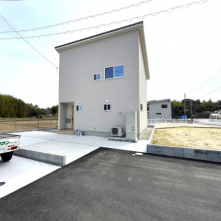 松江市大庭町、中古一戸建ての外観画像です