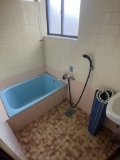 松江市浜乃木、中古一戸建ての風呂画像です