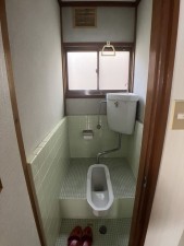 松江市浜乃木、中古一戸建てのトイレ画像です