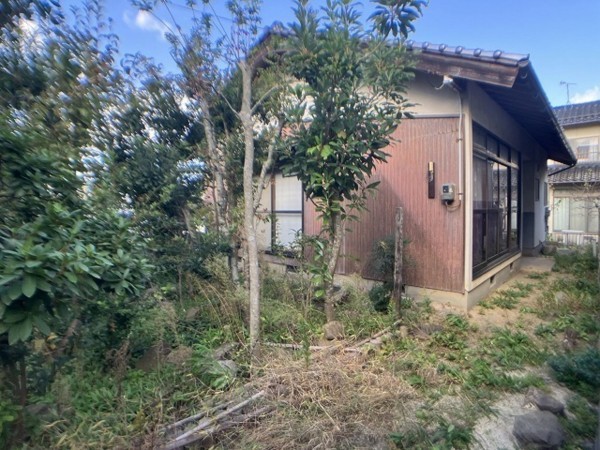 松江市浜乃木、中古一戸建ての外観画像です