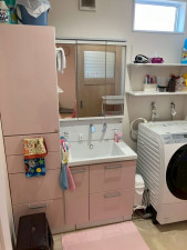 松江市古曽志町、中古一戸建ての洗面画像です