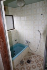 松江市西津田、中古一戸建ての風呂画像です