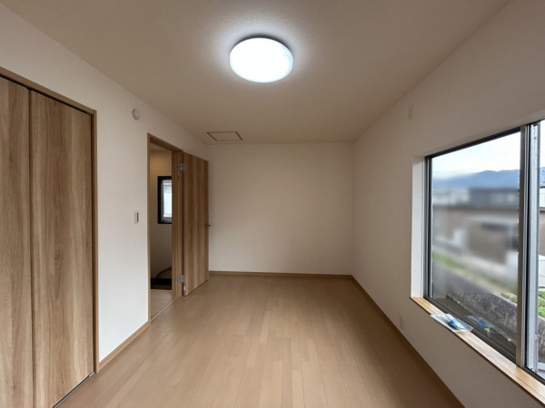 松江市西川津町、中古一戸建ての画像です