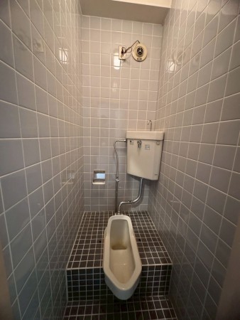 松江市寺町、マンションのトイレ画像です