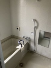 松江市古志原、中古一戸建ての風呂画像です