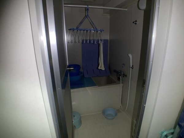 松江市奥谷町、マンションの風呂画像です