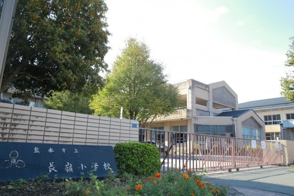 熊本市東区長嶺南、マンションの画像です