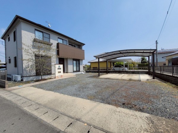 玉名市築地、中古一戸建ての画像です