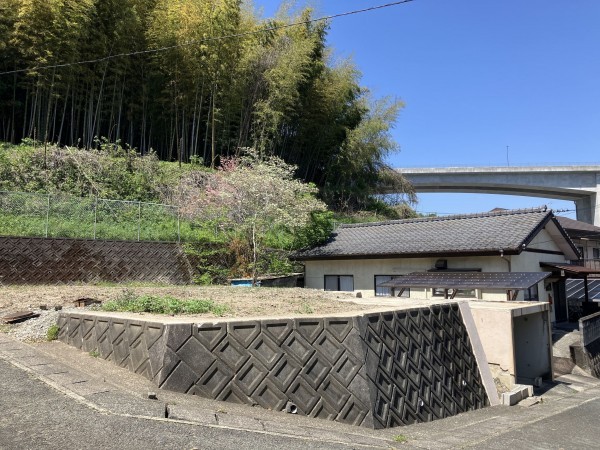 熊本市北区四方寄町、土地の画像です