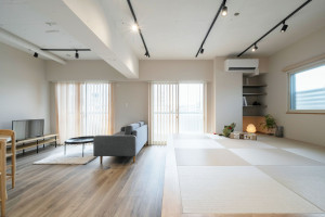 熊本市中央区新屋敷、マンションの居間画像です