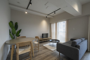 熊本市中央区新屋敷、マンションの居間画像です