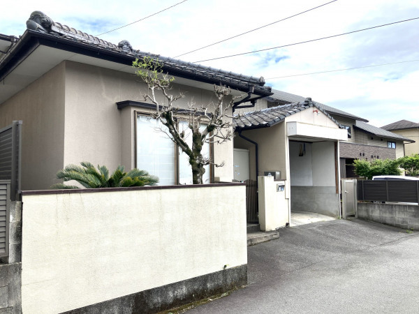 熊本市東区桜木、中古一戸建ての画像です