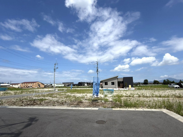 宇土市岩古曽町、土地の画像です