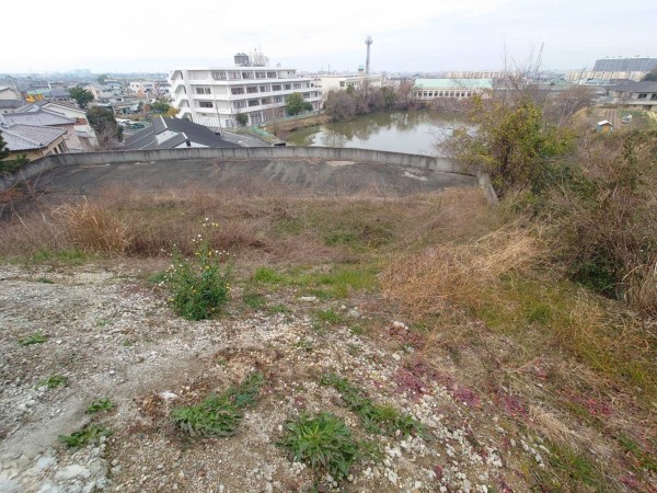 岸和田市東ケ丘町、土地の画像です