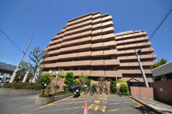 岸和田市土生町、マンションの画像です