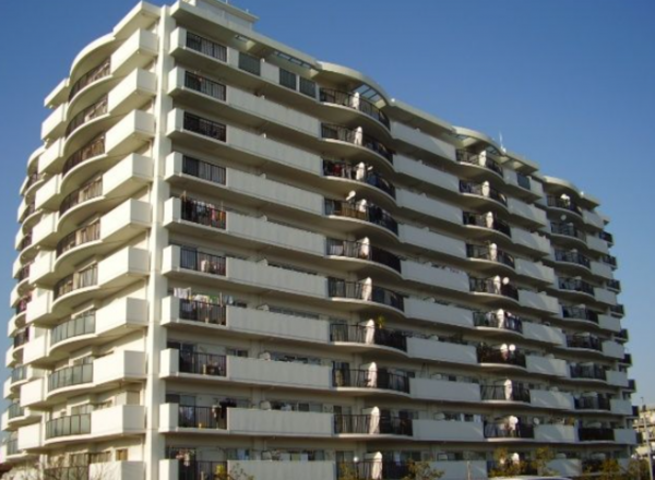 岸和田市大町、マンションの間取り画像です