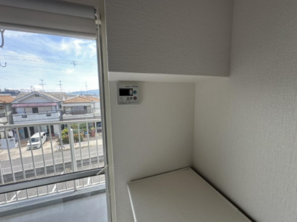 和泉市阪本町、マンションの画像です