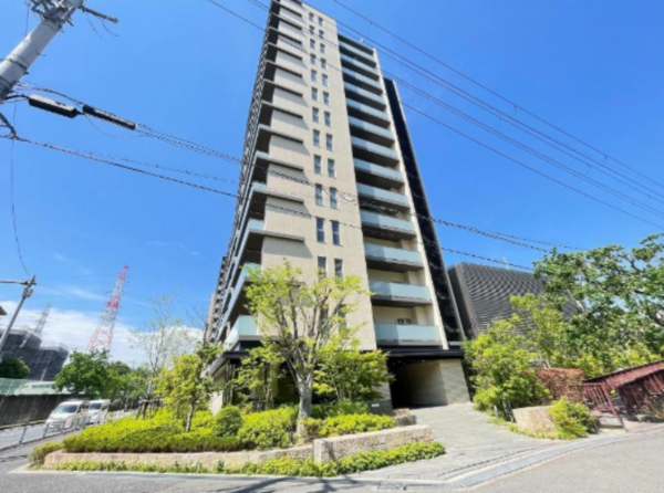 和泉市室堂町、マンションの画像です