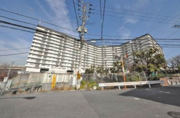和泉市上代町、マンションの間取り画像です