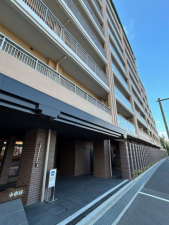 和泉市伏屋町、マンションの画像です
