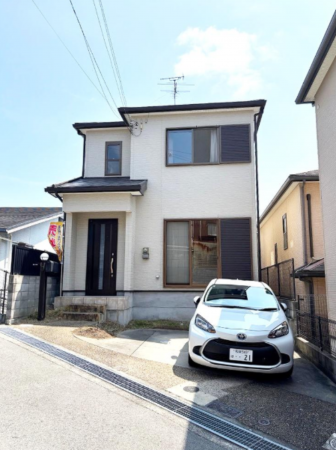 和泉市三林町、中古一戸建ての画像です