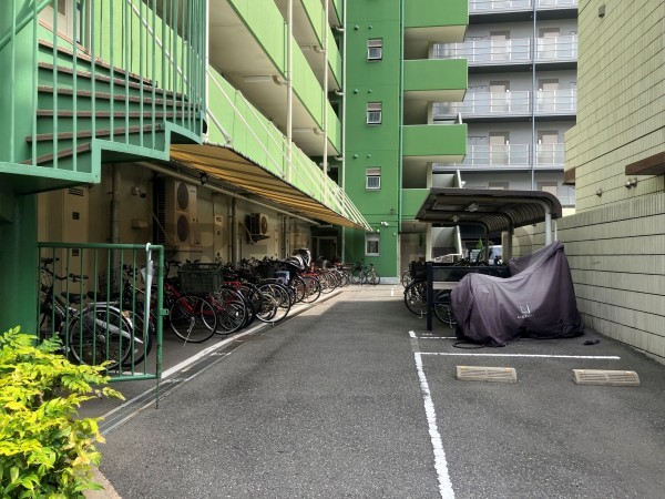 大阪市浪速区塩草、マンションの画像です