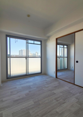 大阪市浪速区塩草、マンションの画像です