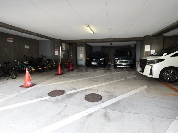 大阪市浪速区桜川、マンションの画像です