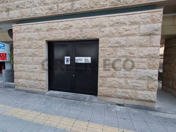 大阪市浪速区桜川、マンションの画像です