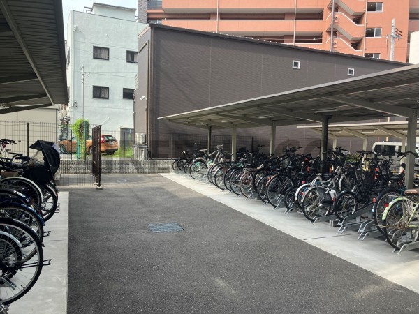 大阪市浪速区塩草、マンションの画像です