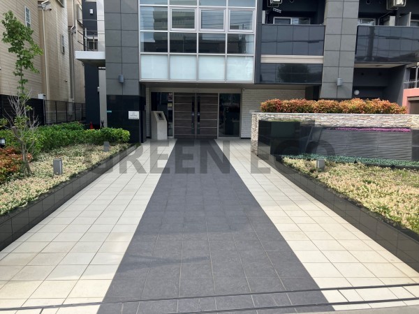 大阪市浪速区塩草、マンションの画像です