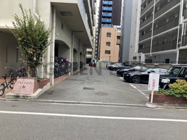 大阪市西区西本町、マンションの画像です