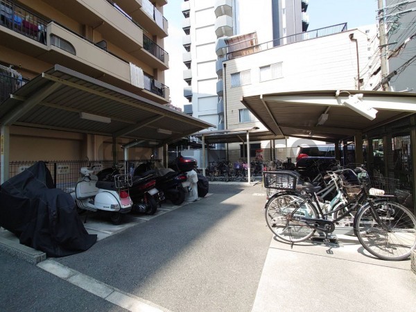 大阪市西区本田、マンションの画像です