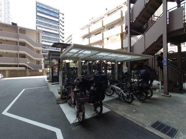 大阪市西区本田、マンションの画像です