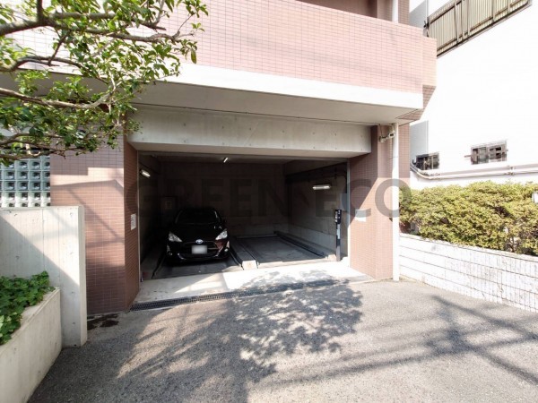 大阪市西区本田、マンションの画像です