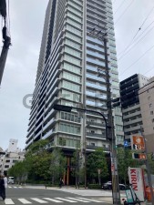 大阪市西区靱本町、マンションの画像です