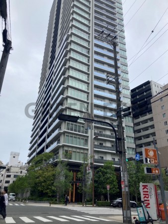 大阪市西区靱本町、マンションの画像です