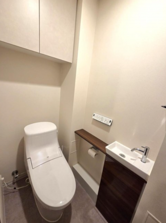 大阪市西区靱本町、マンションの画像です