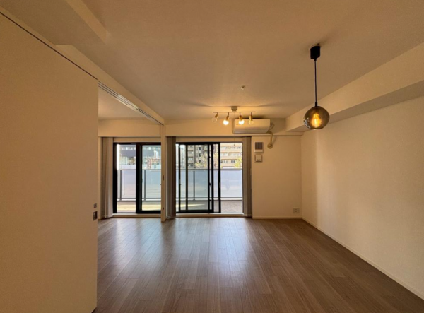 大阪市西区新町、マンションの画像です