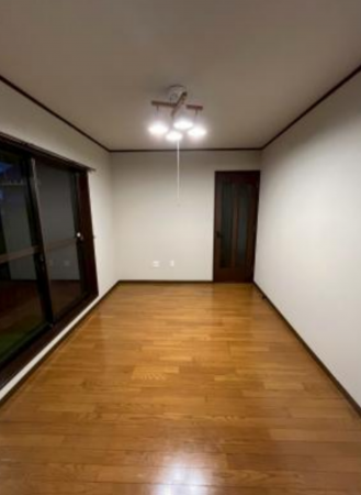 和泉市万町、中古一戸建ての画像です