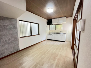 和泉市山荘町、中古一戸建ての画像です