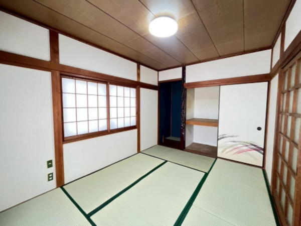 和泉市山荘町、中古一戸建ての画像です