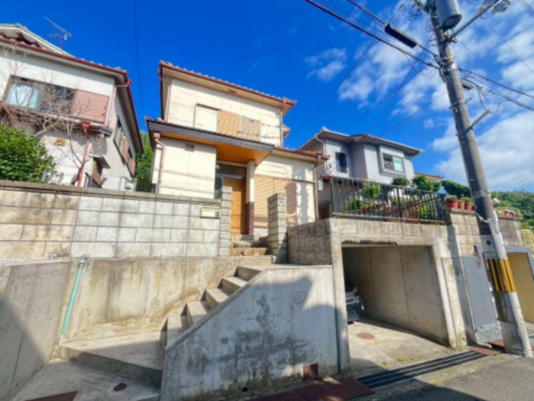 和泉市山荘町、中古一戸建ての画像です